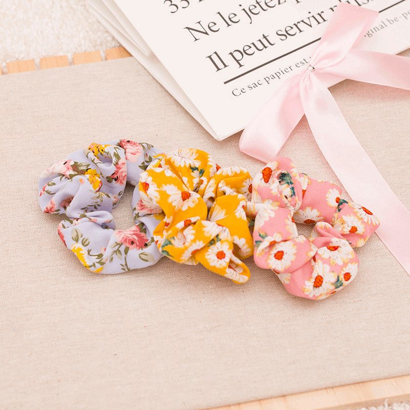 (8 PCS) Floral Scrunchies & Hair Accessories - Girl & Women's Fashion - BPRunning